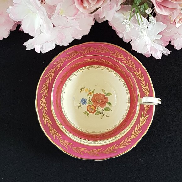 Vintage Aynsley Bone China Tea Cup and Saucer England - Picture 1 of 9